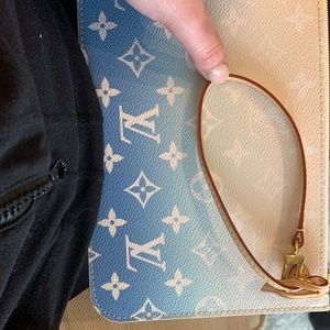 By The Pool Neverfull MM Pochette Blue